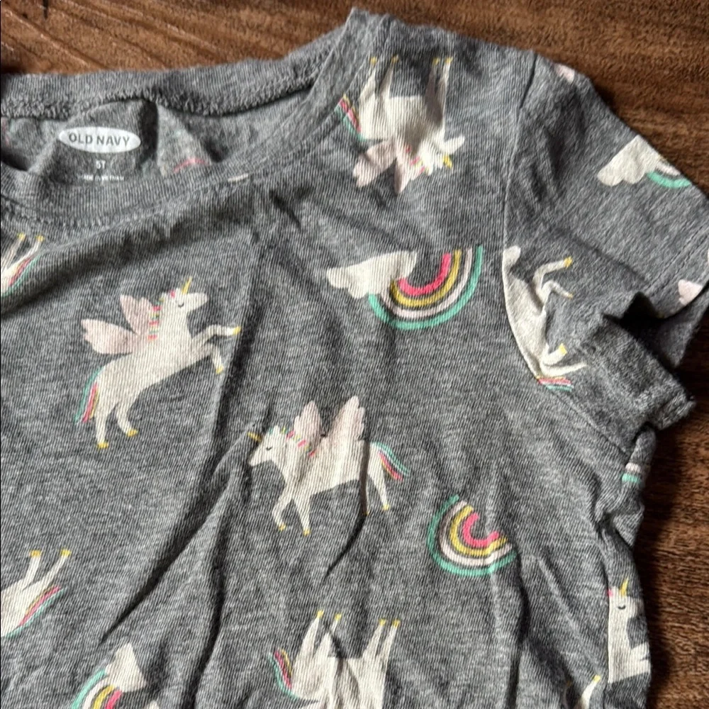 Gray Unicorn and Rainbow Kids T-Shirt